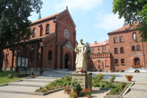 Klasztor Ojców Karmelitów Bosych - zdjęcie1