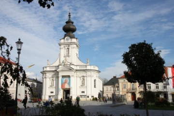 Changes in the opening hours of Wadowice's Museums and Tourist Information during Easter 2024
