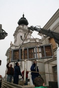 Replika Drzwi Świętych jest już w Wadowicach