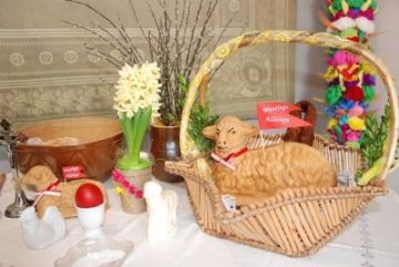 Rodzinne warsztaty wicia palm