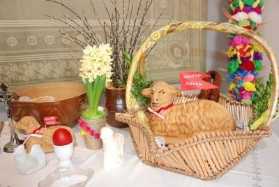 Rodzinne warsztaty wicia palm