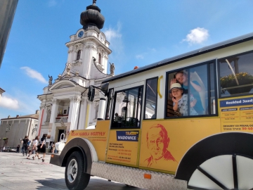 Gmina Wadowice zaprasza na darmowe wycieczki wspomnień Śladami Ojca Świętego