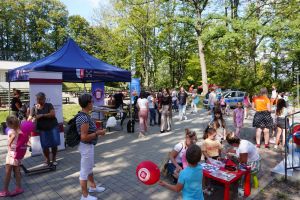 Biblioteczny Piknik Profilaktyczny w Parku Miejskim - zdjęcie1
