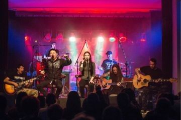 Farben Lehre akustycznie w Wadowicach