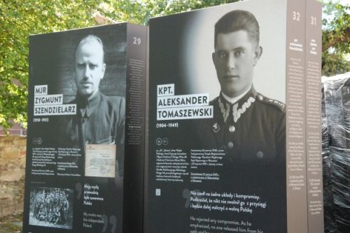 Niech polska ziemia utuli ich do spokojnego snu...