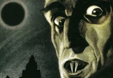 Halloween w Oświęcimiu. „Nosferatu – symfonia grozy i „Czerwie  na żywo