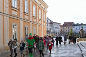 Rodzinnie na Świątecznej Zabawie Miejskiej - zdjęcie5