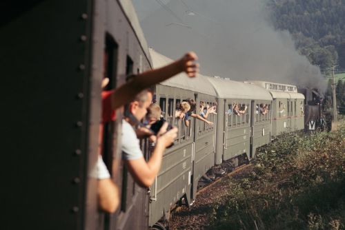 Pociąg retro na Kolejowym Szlaku Papieskim do Wadowic!